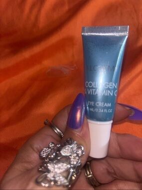 Collagen & Vitamin C Eye Cream - Blue